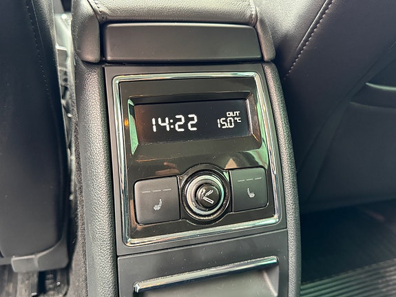 Skoda Superb 23 of 30