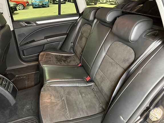Skoda Superb 21 of 30