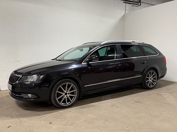 Skoda Superb 3 of 30