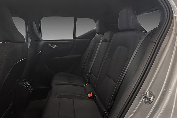 Volvo XC40 26 of 26