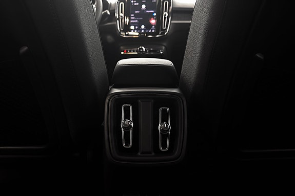 Volvo XC40 25 of 26