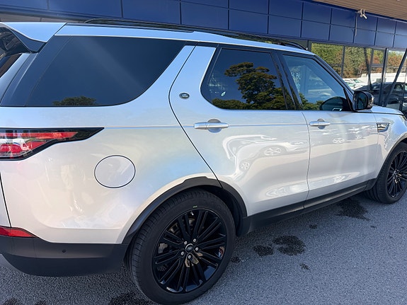 Land Rover Discovery 11 of 30