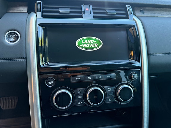 Land Rover Discovery 25 of 30