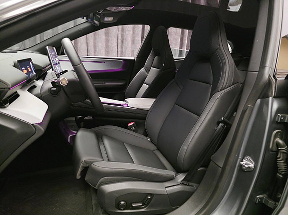 Polestar 4 17 of 30