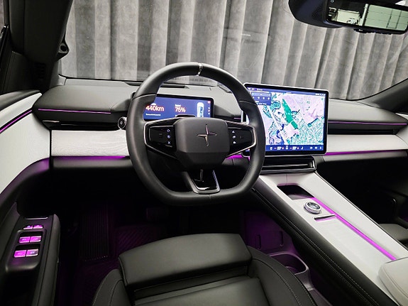Polestar 4 23 of 30