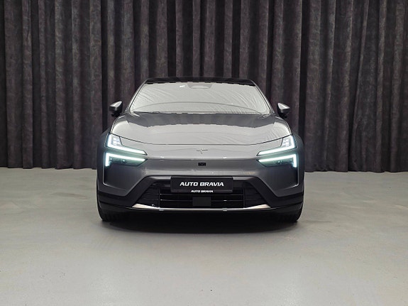 Polestar 4 2 of 30