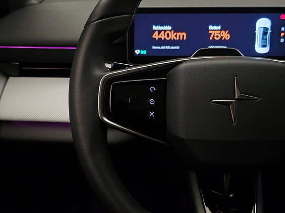 Polestar 4 25 of 30