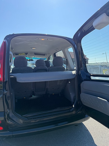 Toyota Yaris Verso 10 of 12