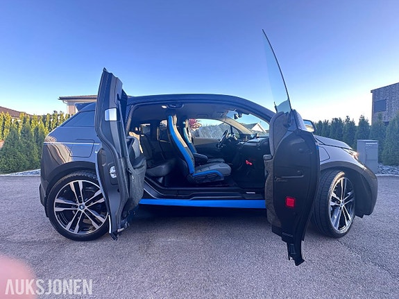 BMW i3 7 of 30