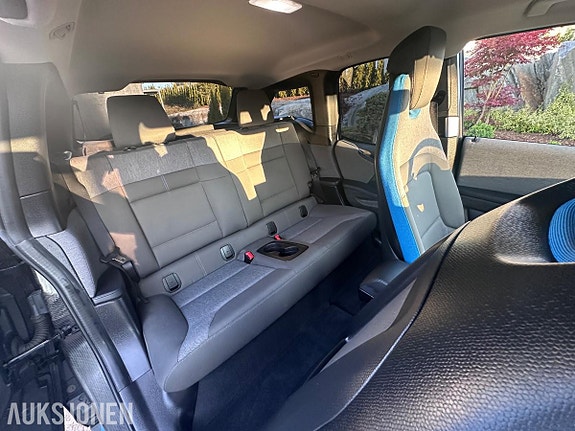 BMW i3 25 of 30