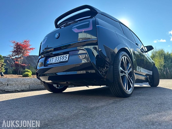 BMW i3 10 of 30