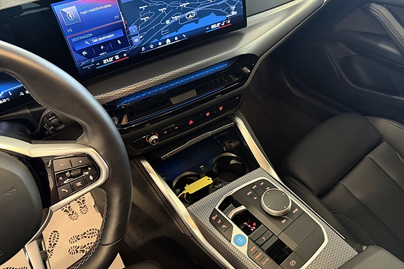 BMW i4 26 of 30
