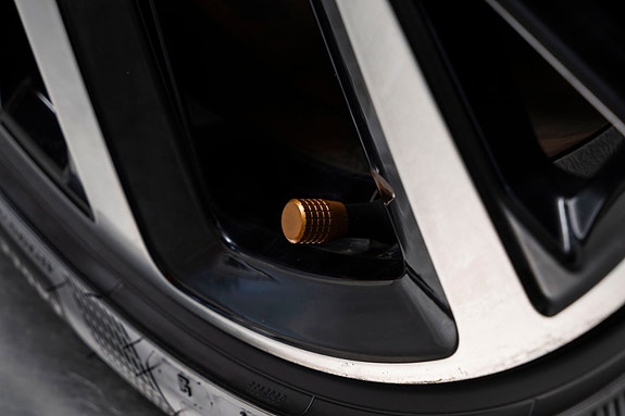 Polestar 2 11 of 30