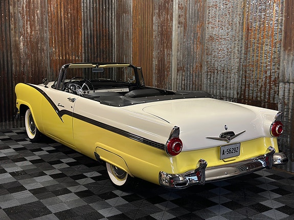 Ford Andre 15 of 30