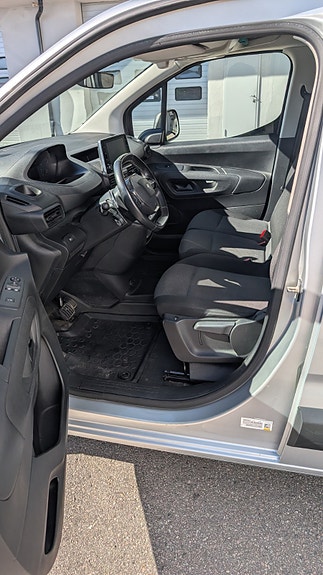 Peugeot Partner 14 of 27
