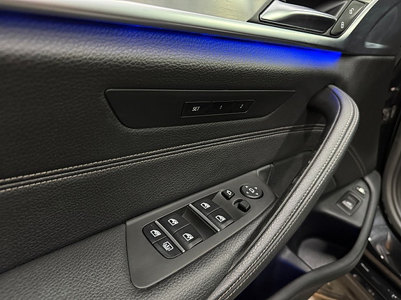 BMW 530e 12 of 30