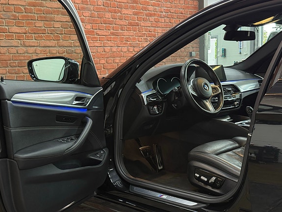 BMW 530e 11 of 30