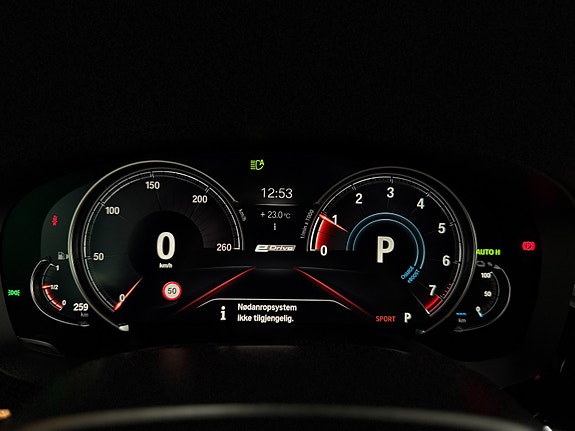 BMW 530e 25 of 30