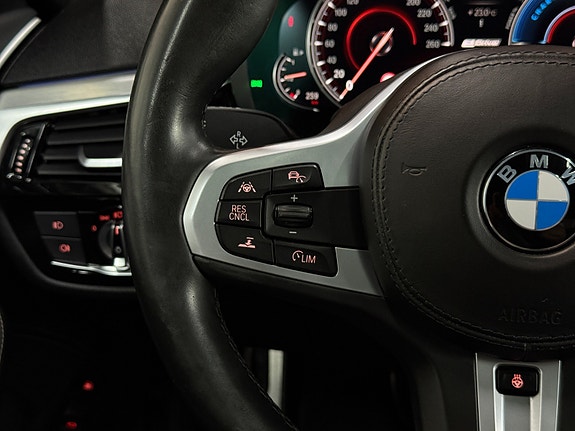 BMW 530e 21 of 30