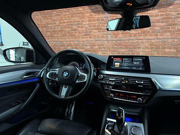BMW 530e 17 of 30