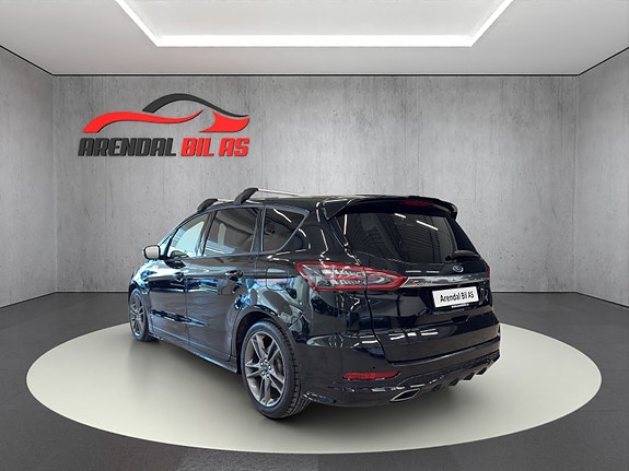 Ford S-MAX 10 of 30