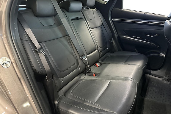 Hyundai Tucson 21 of 23