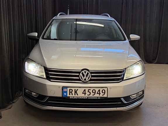 Volkswagen Passat 11 of 30