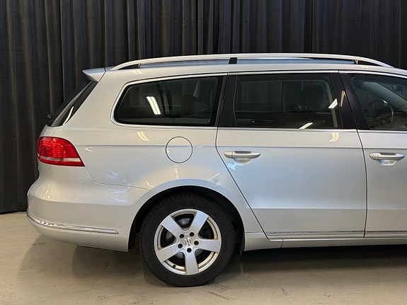 Volkswagen Passat 8 of 30