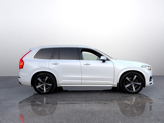 Volvo XC90 7 of 30