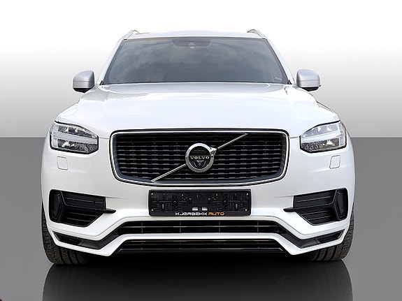 Volvo XC90 9 of 30
