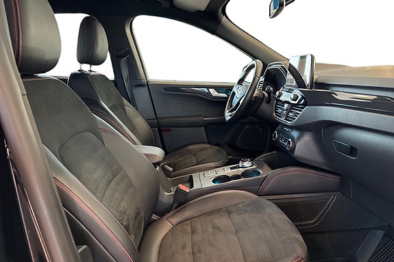 Ford Kuga 22 of 25