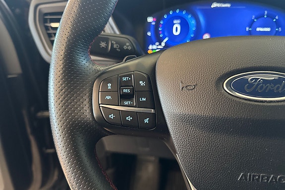 Ford Kuga 20 of 25