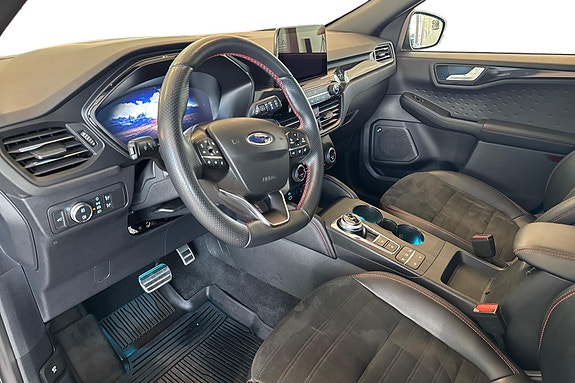 Ford Kuga 14 of 25