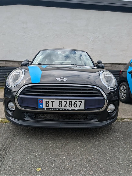 MINI Cooper 6 of 12