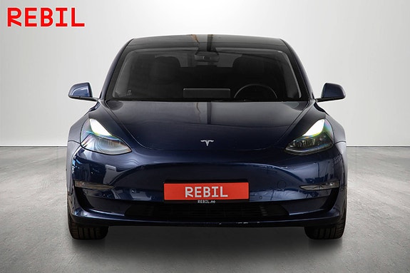 Tesla Model 3 3 of 27