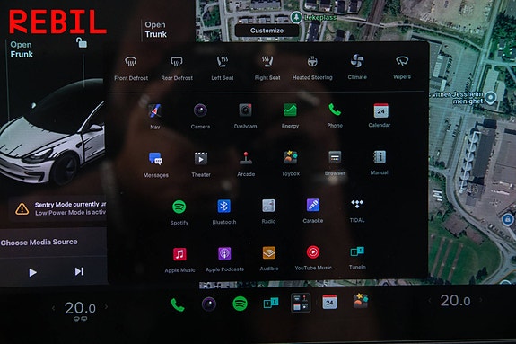 Tesla Model 3 17 of 27