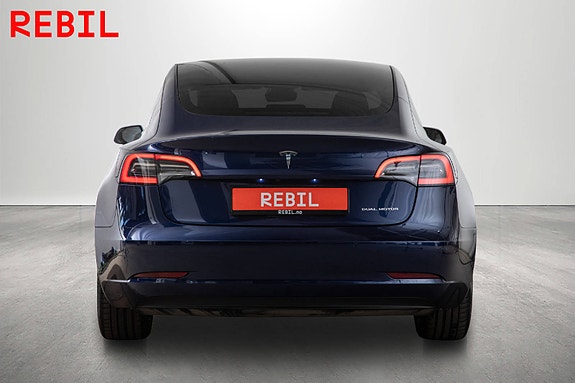 Tesla Model 3 6 of 27