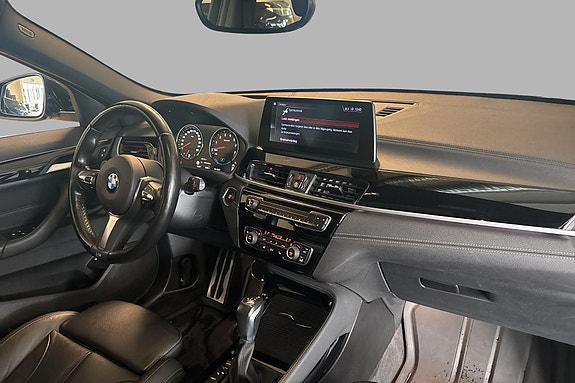 BMW X2 11 of 23