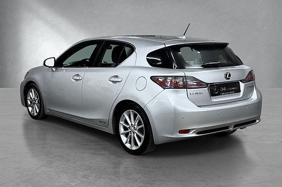 Lexus CT200h 5 of 27