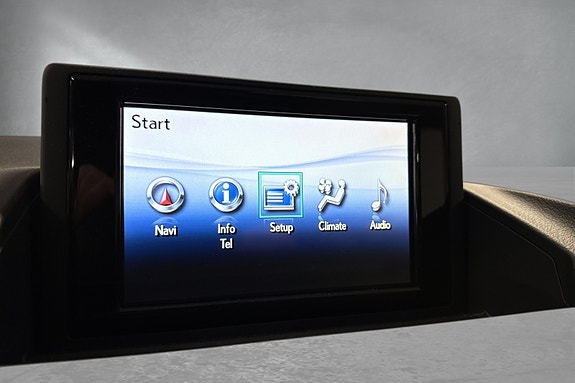 Lexus CT200h 21 of 27