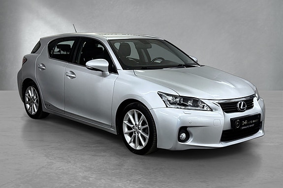 Lexus CT200h 3 of 27