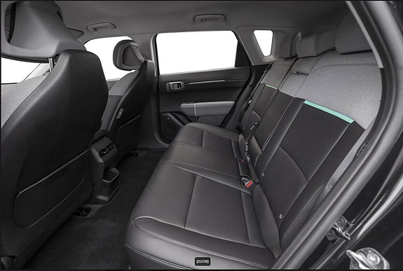 Kia EV4 17 of 19