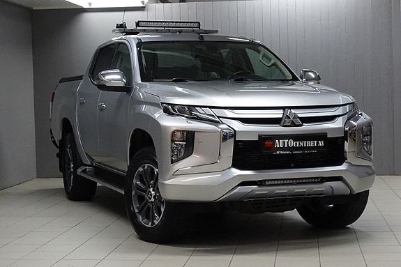 Mitsubishi L200 2 of 30