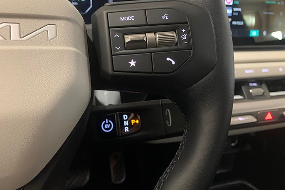 Kia EV4 14 of 30