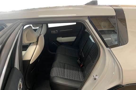 Kia EV4 7 of 30
