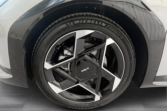 Kia EV4 25 of 30
