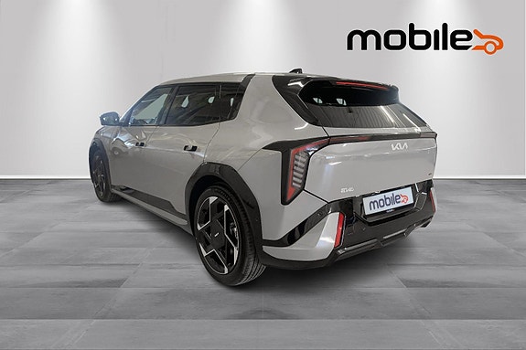 Kia EV4 21 of 30
