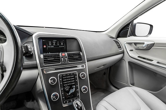 Volvo XC60 20 of 25