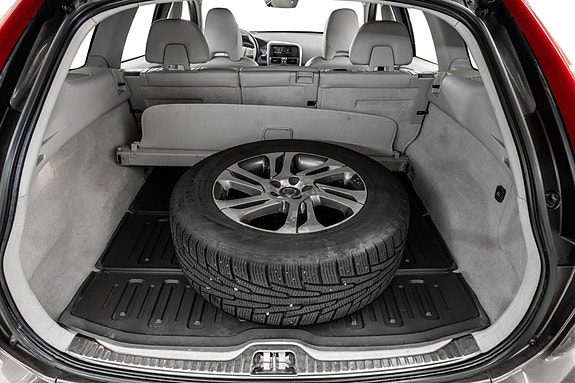 Volvo XC60 16 of 25