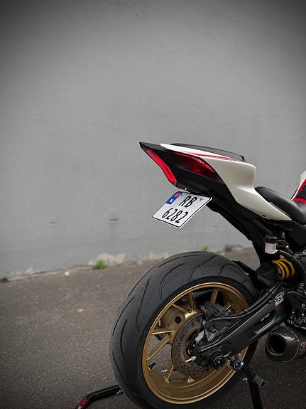 Yamaha R7 WGP l Yoshimura l TST l JD Design l PÅKOSTET! 27 of 30
